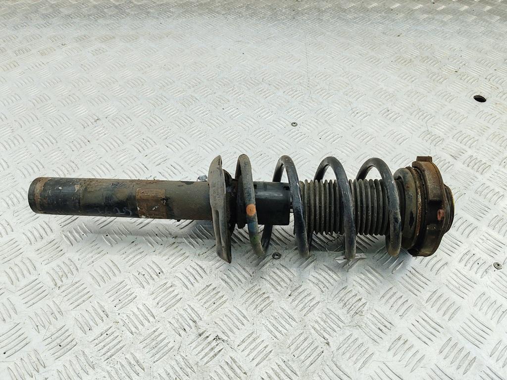 стойка передняя Volkswagen Passat B6 2009, 2.0 л., дизель, АКПП, серый, универсал, 3C0413031N
