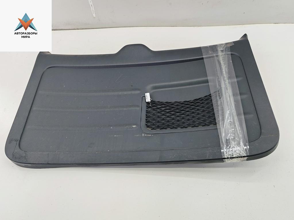 обшивка крышки багажника Toyota RAV4 XA20 2005, 2.0 л., бензин, АКПП, серый, внедорожник 5 дв., 6775042010 - фото №1