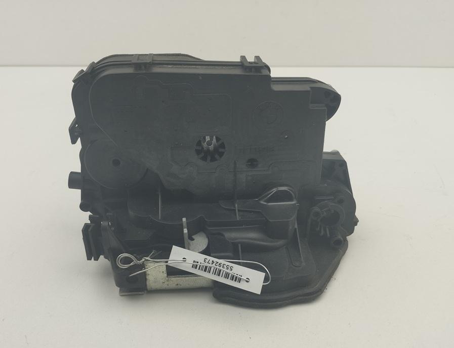 замок двери задней левой BMW X1 E84 2011, 2.0 л., дизель, АКПП, чёрный, внедорожник 5 дв., 7229467