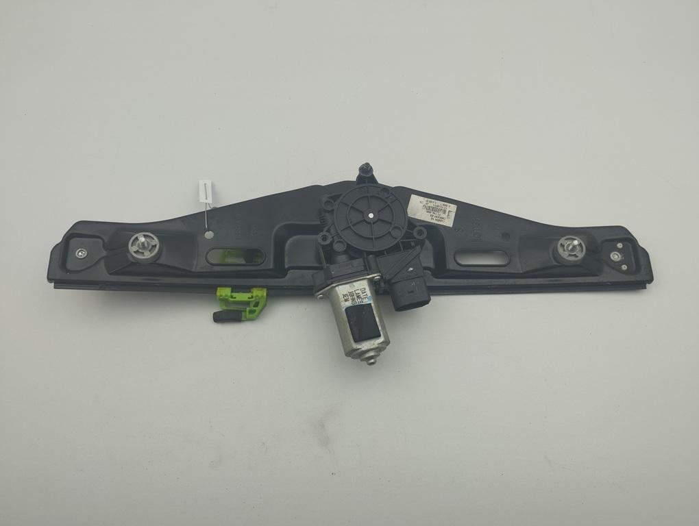 стеклоподъемник электрический задний левый BMW X1 E84 2011, 2.0 л., дизель, АКПП, чёрный, внедорожник 5 дв., 2990297