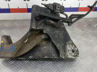 Кронштейн двигателя дизельный Volkswagen Touareg 1 поколение 2005, 2.5 л., дизель, МКПП, внедорожник 5 дв., 070199307B, 070199308A
