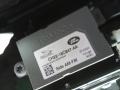стекло кузовное боковое правое Land Rover Discovery 4 поколение 2012, 3.0 л., SD V6, дизель, АКПП, внедорожник 5 дв. - фото №3