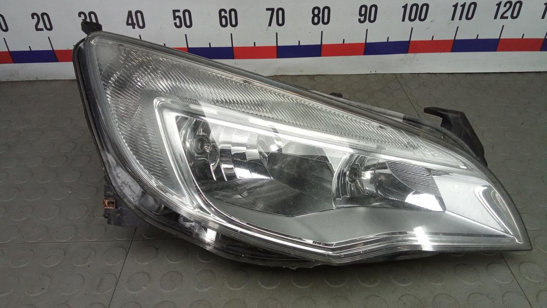 фара правая Opel Astra J 2010, 1.7 л., дизель, МКПП, хетчбэк 5 дв. - фото №1