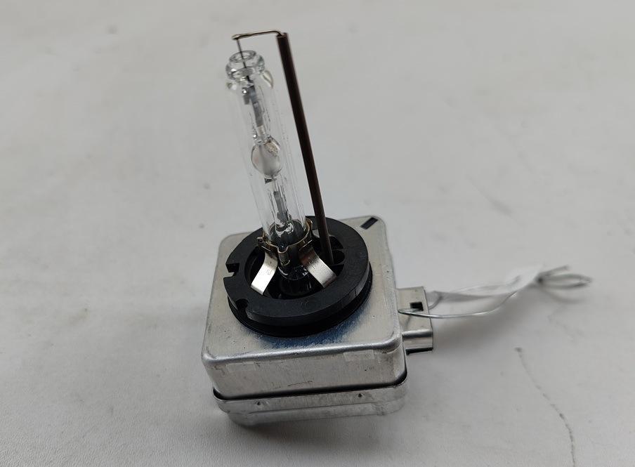 лампочка BMW 3 E90/E91/E92/E93 2006, 3.0 л., дизель, АКПП, чёрный, седан, 66144