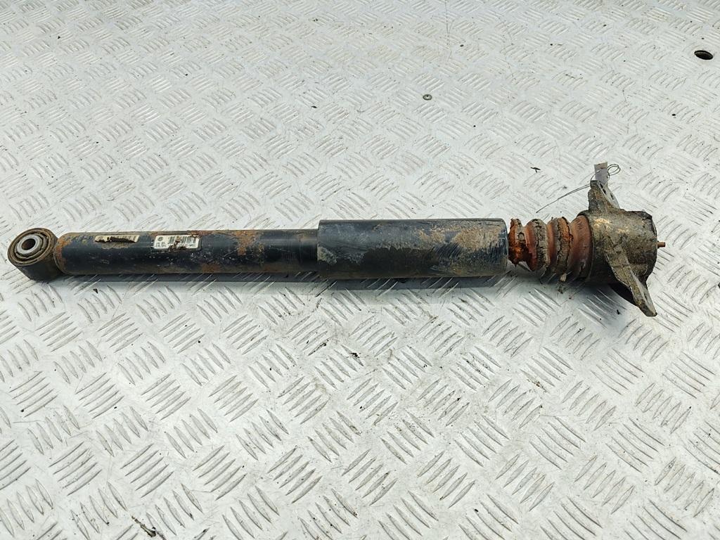 амортизатор задний правый Volkswagen Passat B6 2005, 2.0 л., дизель, МКПП, серый, универсал