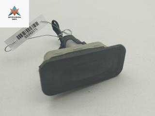 кнопка открытия багажника Renault Megane 3 поколение 2009, 1.4 л., бензин, МКПП, белый, хетчбэк 5 дв., 8200385515