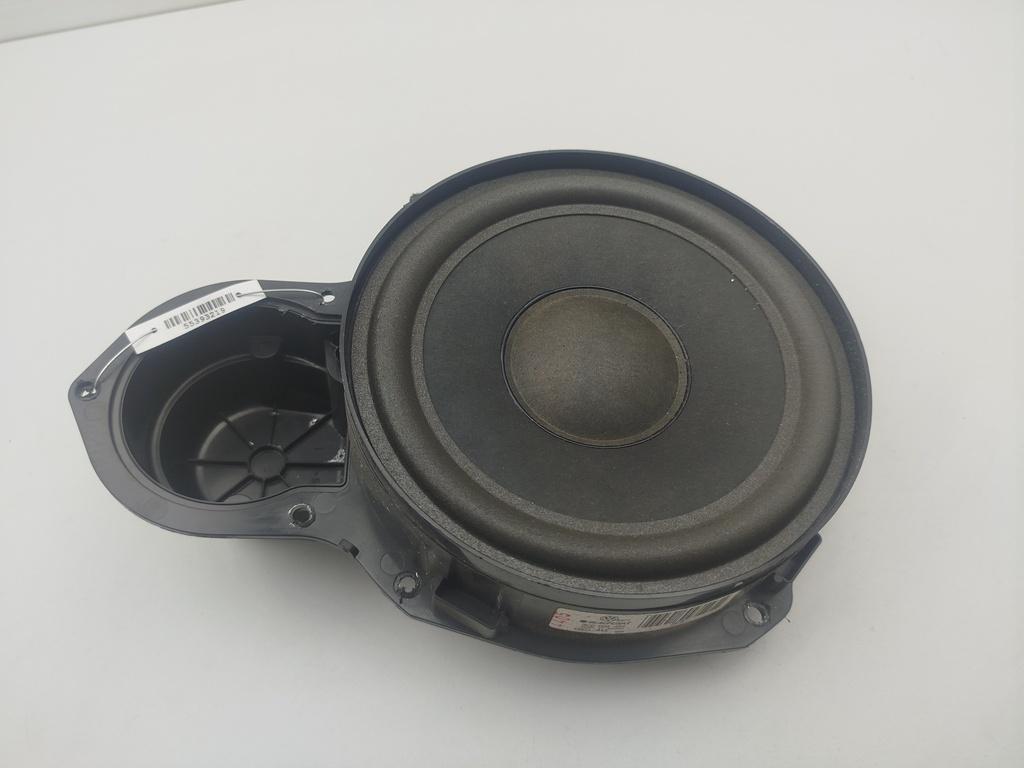 динамик двери Volkswagen Passat B6 2005, 2.0 л., дизель, МКПП, серый, универсал, 3C0035454