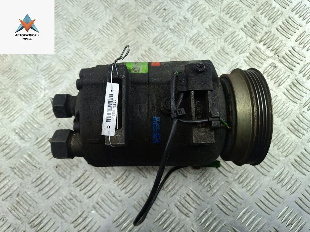 компрессор кондиционера Volkswagen Passat B5 1997, 1.8 л., бензин, 8D0260805D - фото №1