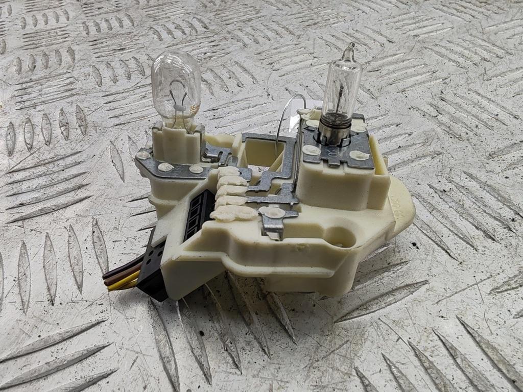 Плата фонаря заднего правого BMW 3 E90/E91/E92/E93 2011, 2.0 л., дизель, МКПП, чёрный, универсал, 7211216
