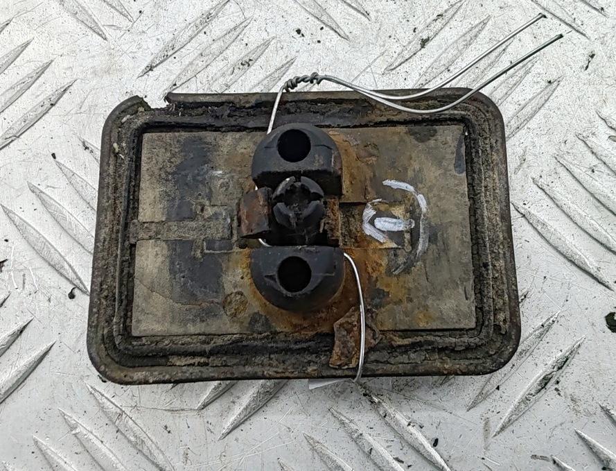 опора под домкрат (поддомкратная подушка) BMW 5 E39 2001, 3.0 л., дизель, АКПП, серый, универсал, 7001650