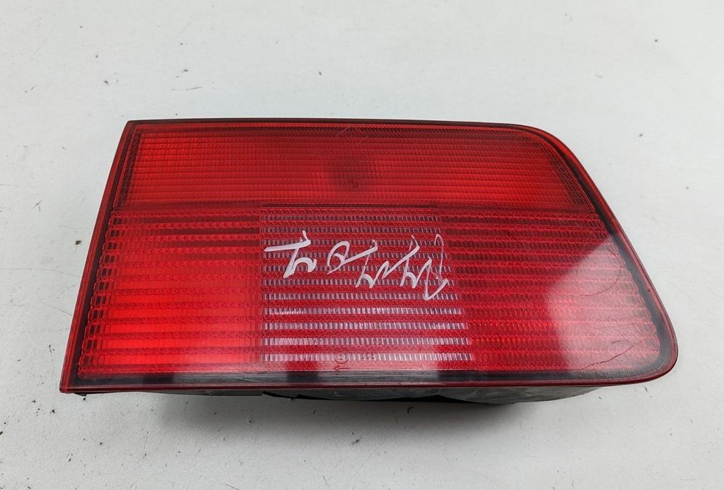 фонарь крышки багажника левый BMW 5 E39 2001, 3.0 л., дизель, АКПП, серый, универсал, 8361673