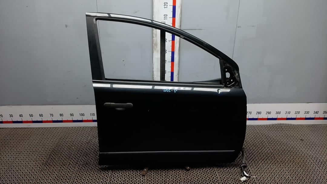 дверь передняя правая Nissan Note E11 2008, 1.4 л., бензин, МКПП, хетчбэк 5 дв. - фото №1