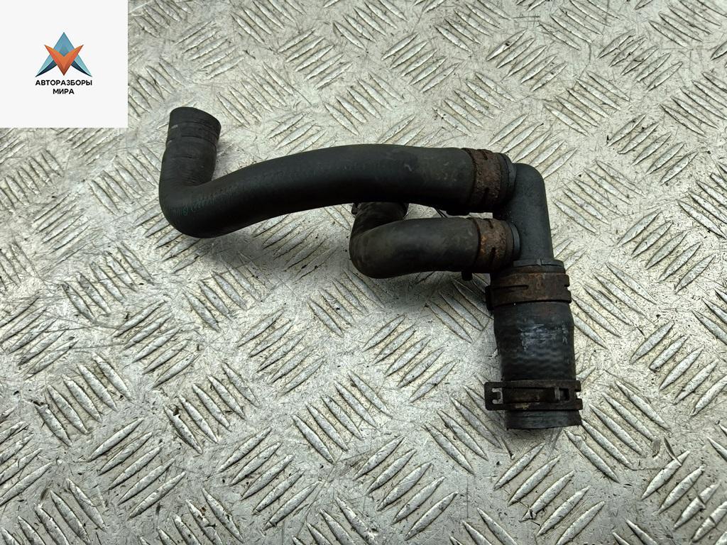 патрубок (трубопровод, шланг) Volkswagen Passat B4 1996, 2.0 л., бензин, АКПП, серый, универсал, 037122058 - фото №1
