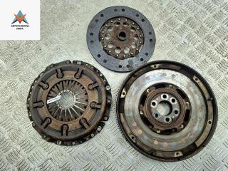 маховик Volkswagen Passat B5 1997, 1.8 л., бензин, МКПП, синий, универсал, 058105266