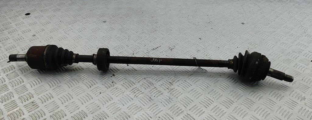 полуось передняя левая (приводной вал, ШРУС) Honda Civic 6 поколение 1997, 1.4 л., бензин, МКПП, синий, хетчбэк 5 дв. - фото №1