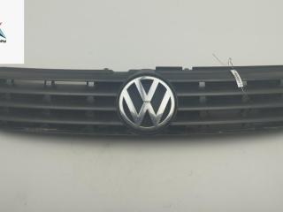 решетка радиатора Volkswagen Passat B5 1997, красный, универсал, 3B0853653D