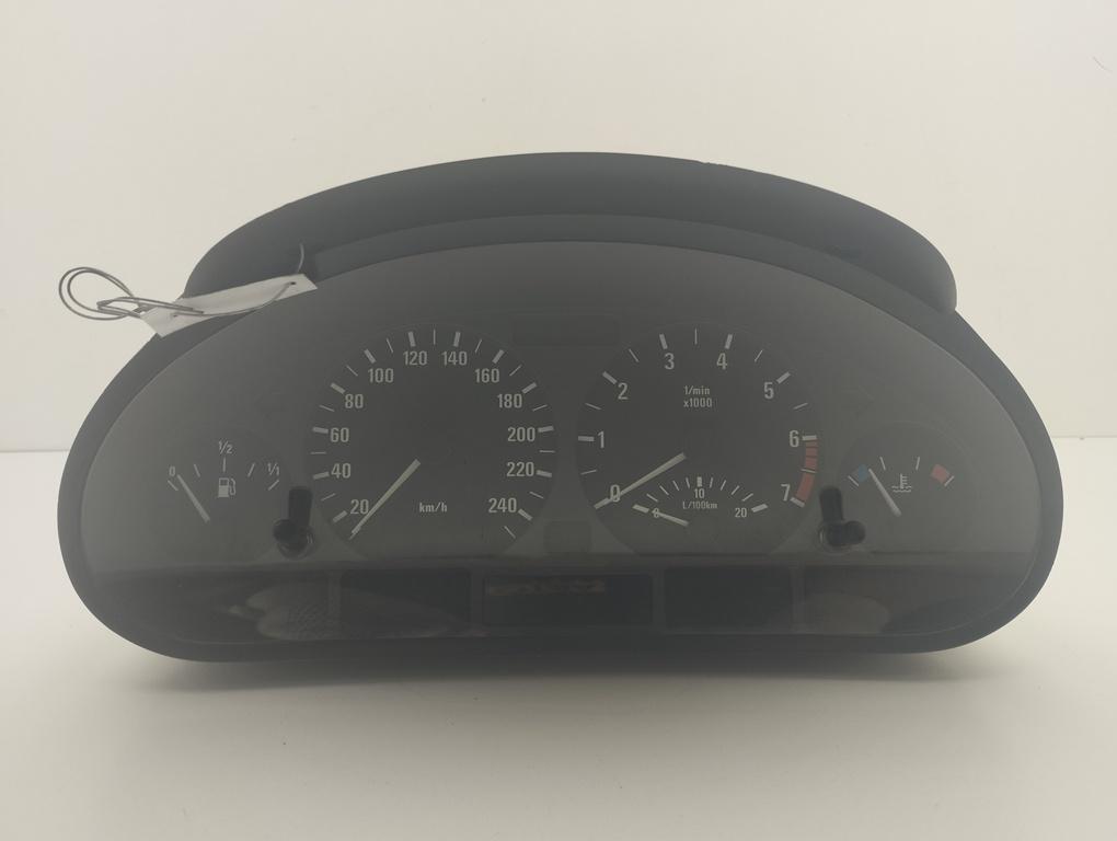 приборная панель BMW 3 E46 2002, 2.0 л., бензин, МКПП, чёрный, седан, 6915237