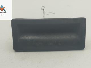 кнопка открытия багажника Volkswagen Passat B6 2006, 2.0 л., дизель, МКПП, серый, универсал, 5N0827566