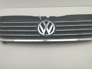 решетка радиатора Volkswagen Passat B5 [рестайлинг] 2004, серый, универсал, 3B0853651L