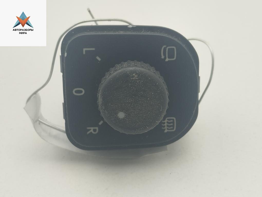 джойстик регулировки зеркал Volkswagen Passat B6 2007, 1.9 л., дизель, МКПП, чёрный, универсал, 1K0959565 - фото №1