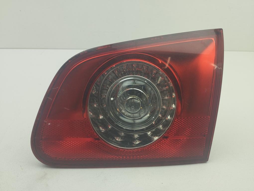 фонарь крышки багажника правый Volkswagen Passat B6 2006, 2.0 л., дизель, МКПП, серый, универсал, 3C9945094