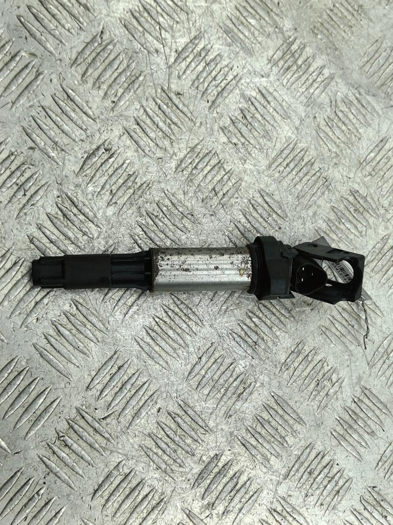 катушка зажигания BMW 7 серия E65/E66/E67 2003, 4.4 л., бензин, АКПП, серый, седан - фото №1