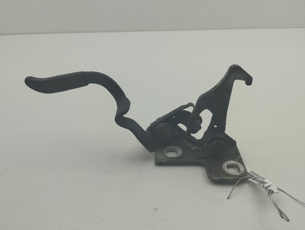ручка открывания капота BMW 3 E46 2004, 2.0 л., дизель, МКПП, серый, универсал, 8213029