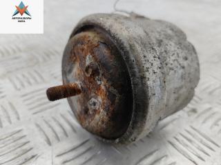 подушка крепления КПП Opel Vectra B 1998, 2.0 л., бензин, МКПП, красный, хетчбэк 5 дв.