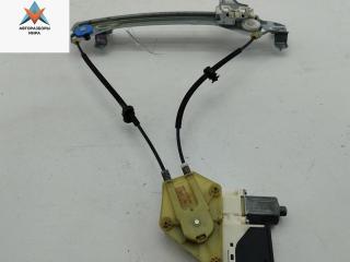 стеклоподъемник электрический задний правый Renault Megane 3 поколение 2009, 1.4 л., бензин, МКПП, белый, хетчбэк 5 дв., 968717101