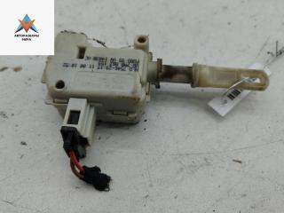 активатор замка багажника SEAT Alhambra 1 поколение [рестайлинг] 2001, 1.9 л., дизель, МКПП, красный, минивэн, 7M0862159
