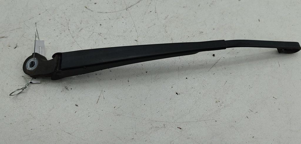 Щеткодержатель (поводок стеклоочистителя) задний SEAT Alhambra 2001, 1.9 л., дизель, МКПП, красный, минивэн, 7M3955707