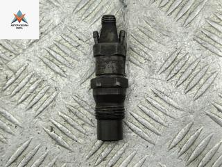 форсунка Volkswagen Transporter T4 1993, 2.4 л., дизель, МКПП, красный, микроавтобус, 068130202