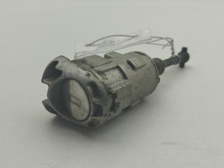 личинка дверного замка Renault Megane 2 поколение [рестайлинг] 2007, 1.9 л., дизель, МКПП, синий, универсал, N0501456