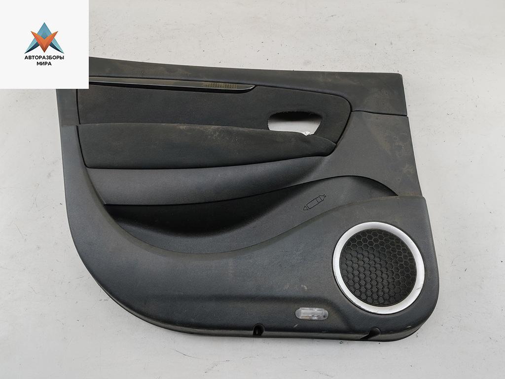 обшивка двери передняя левая Renault Scenic 3 поколение 2010, 1.4 л., бензин, МКПП, серый, минивэн, 156042762 - фото №1