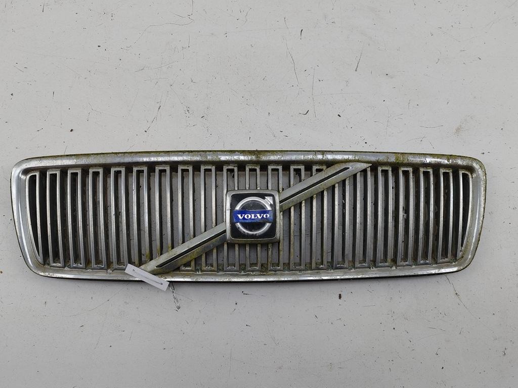 решетка радиатора Volvo V70 1 поколение 1998, синий, универсал - фото №1