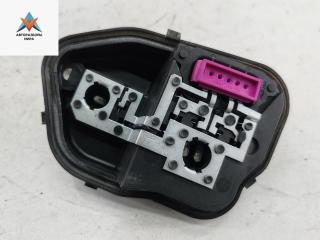 панель заднего левого фонаря Renault Megane 3 поколение 2009, 1.4 л., бензин, МКПП, белый, хетчбэк 5 дв., 89076149