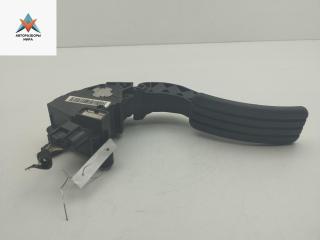 педаль Renault Megane 3 поколение 2009, 1.4 л., бензин, МКПП, белый, хетчбэк 5 дв., 180020022R