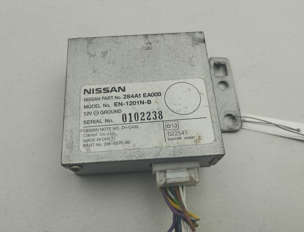 усилитель антенны Nissan Pathfinder 2005, 2.5 л., дизель, АКПП, синий, внедорожник 5 дв., 284A1EA000