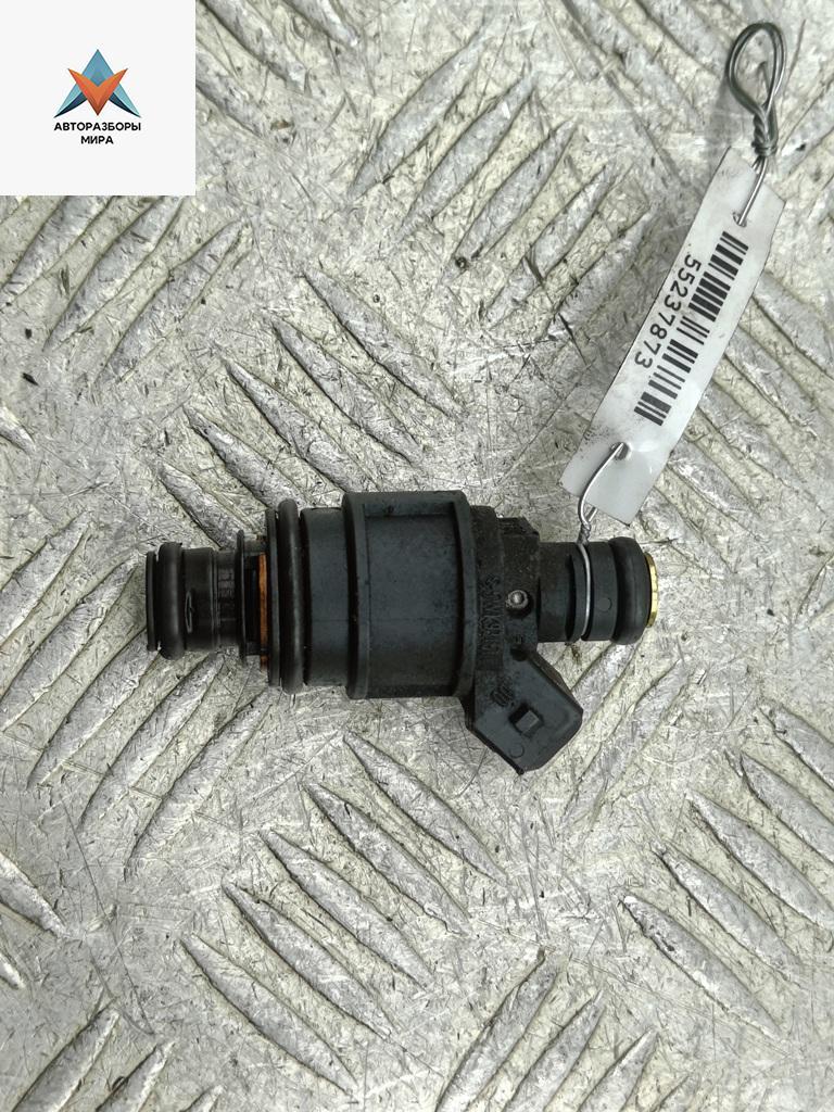 форсунка Opel Zafira 1 поколение (A) 2000, 1.8 л., бензин, МКПП, серый, минивэн, 90536149 - фото №1