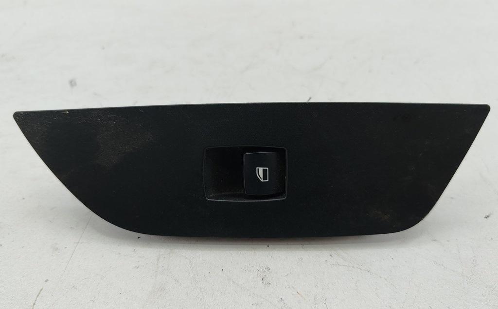 кнопка стеклоподъемника переднего правого BMW X1 E84 2011, 2.0 л., дизель, АКПП, чёрный, внедорожник 5 дв., 6935534