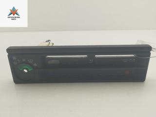 накладка декоративная Volkswagen Transporter T4 1993, 2.4 л., дизель, МКПП, красный, микроавтобус, 701919383