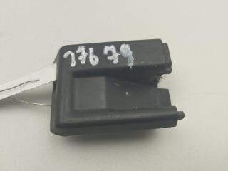 заглушка Volkswagen Transporter T4 1993, 2.4 л., дизель, МКПП, красный, микроавтобус, 701643884A