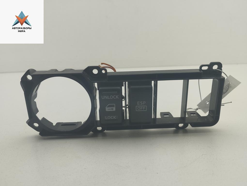 кнопка (выключатель) Nissan Pathfinder R51 2005, 2.5 л., дизель, АКПП, синий, внедорожник 5 дв. - фото №1