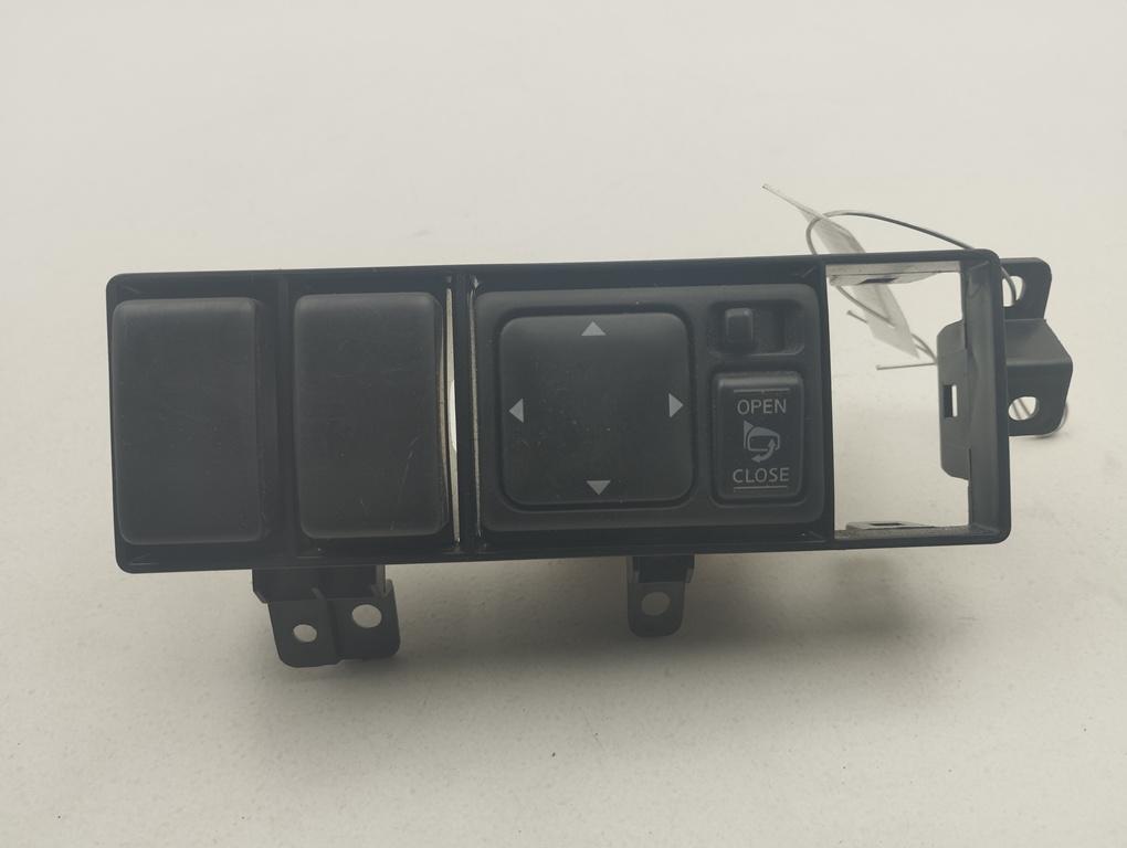 джойстик регулировки зеркал Nissan Pathfinder 2005, 2.5 л., дизель, АКПП, синий, внедорожник 5 дв.