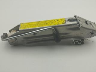 домкрат Audi A6 4B/C5 1998, 2.4 л., бензин, МКПП, серый, седан, 8L0011031A