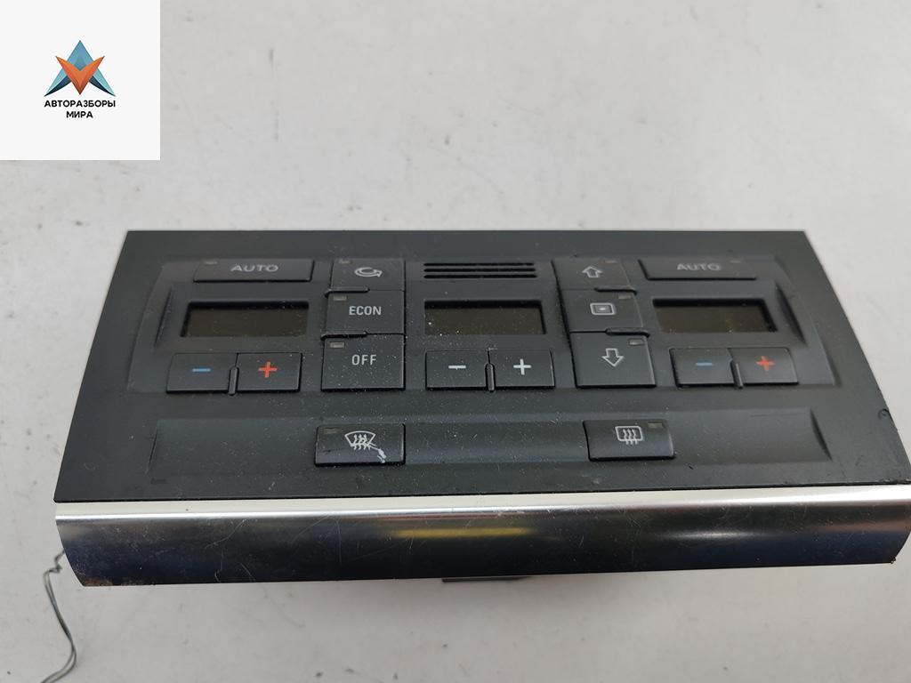блок управления печки / климат-контроля Audi A4 B7 2004, 2.0 л., бензин, МКПП, синий, седан, 8E0820043AJ - фото №1