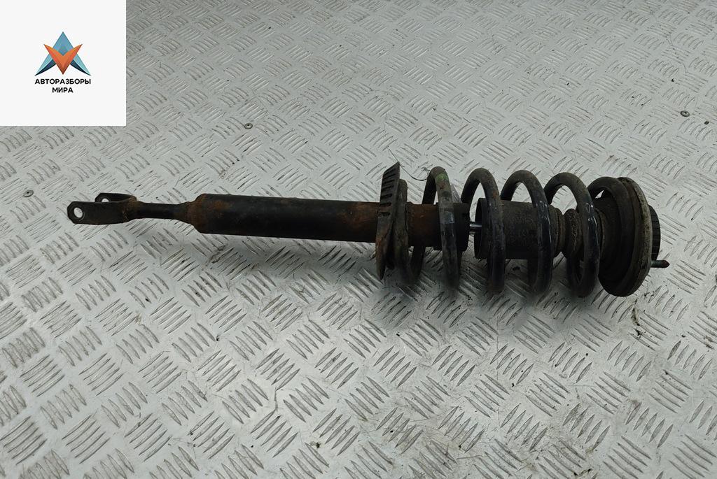 стойка передняя Audi A6 4B/C5 1998, 2.4 л., бензин, АКПП, чёрный, универсал, 4B0412031AD - фото №1