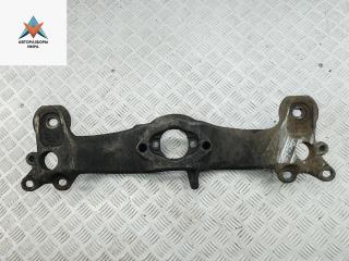 кронштейн КПП Audi A4 B7 2007, 2.0 л., дизель, МКПП, чёрный, универсал, 8E0399263R