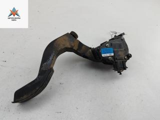 педаль Audi A6 4B/C5 [рестайлинг] 2002, 2.5 л., дизель, АКПП, чёрный, седан, 8D1723523M