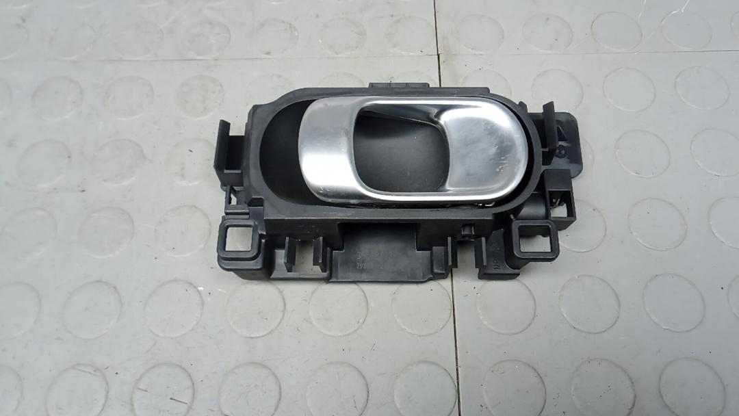 ручка внутренняя передняя правая Citroen C3 AirCross 1 поколение 2019, 1.2 л., бензин, МКПП, внедорожник 5 дв. - фото №1